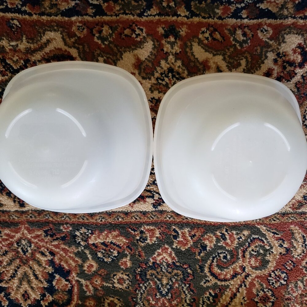 Lot of 5 Food Storage Containers with lids - Various sizes - Picture 5 of 15